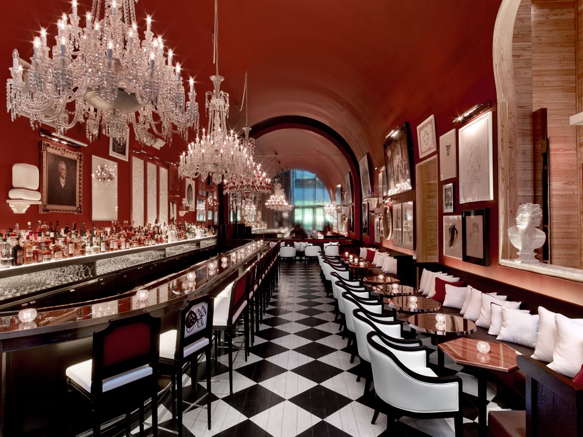 Baccarat Hotel & Residences New York_The Bar (5)